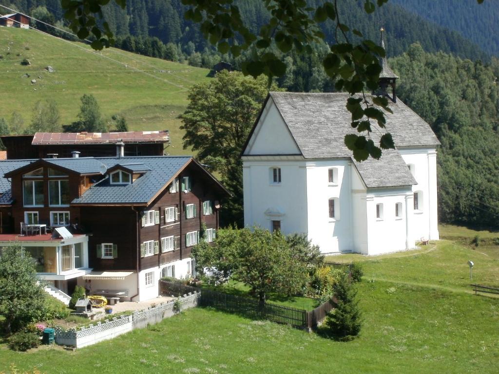 Hotel Pez Ault Disentis Extérieur photo