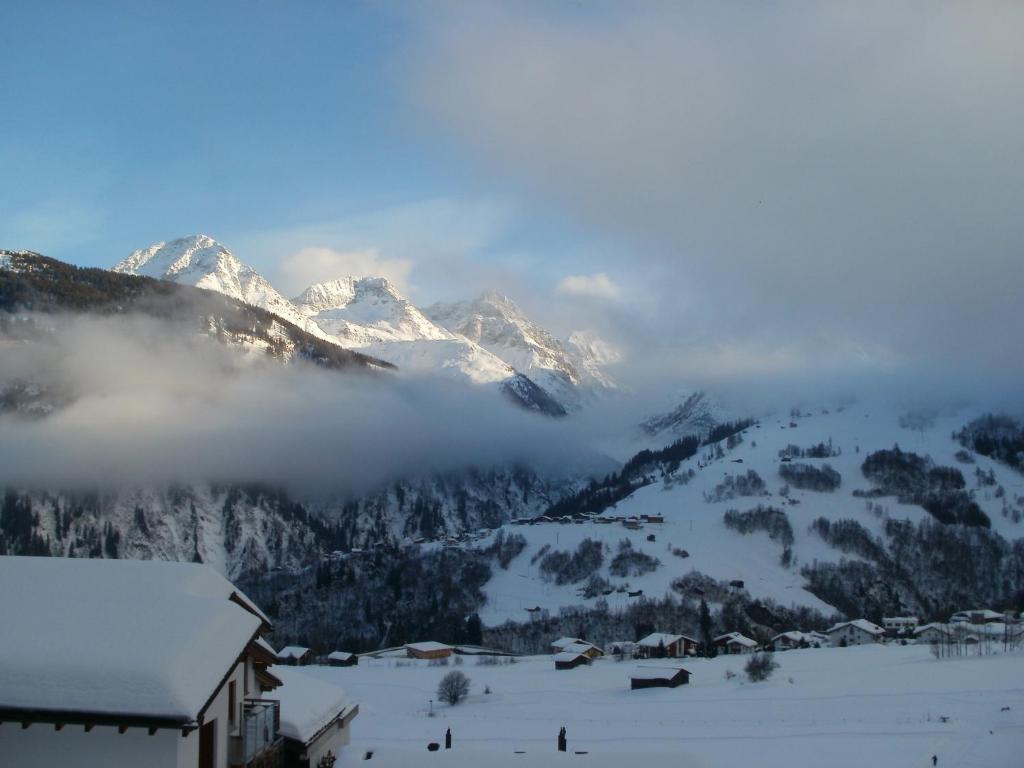 Hotel Pez Ault Disentis Extérieur photo